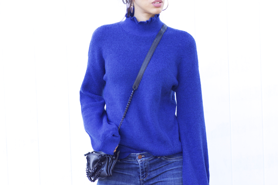 Blue sweater style best sale