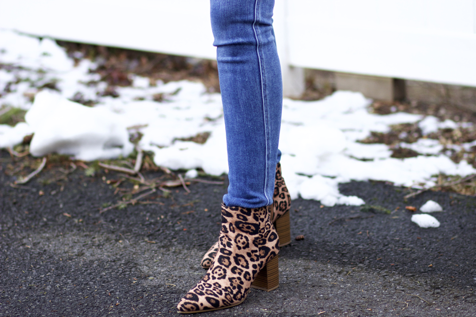 Green shirt with leopard print