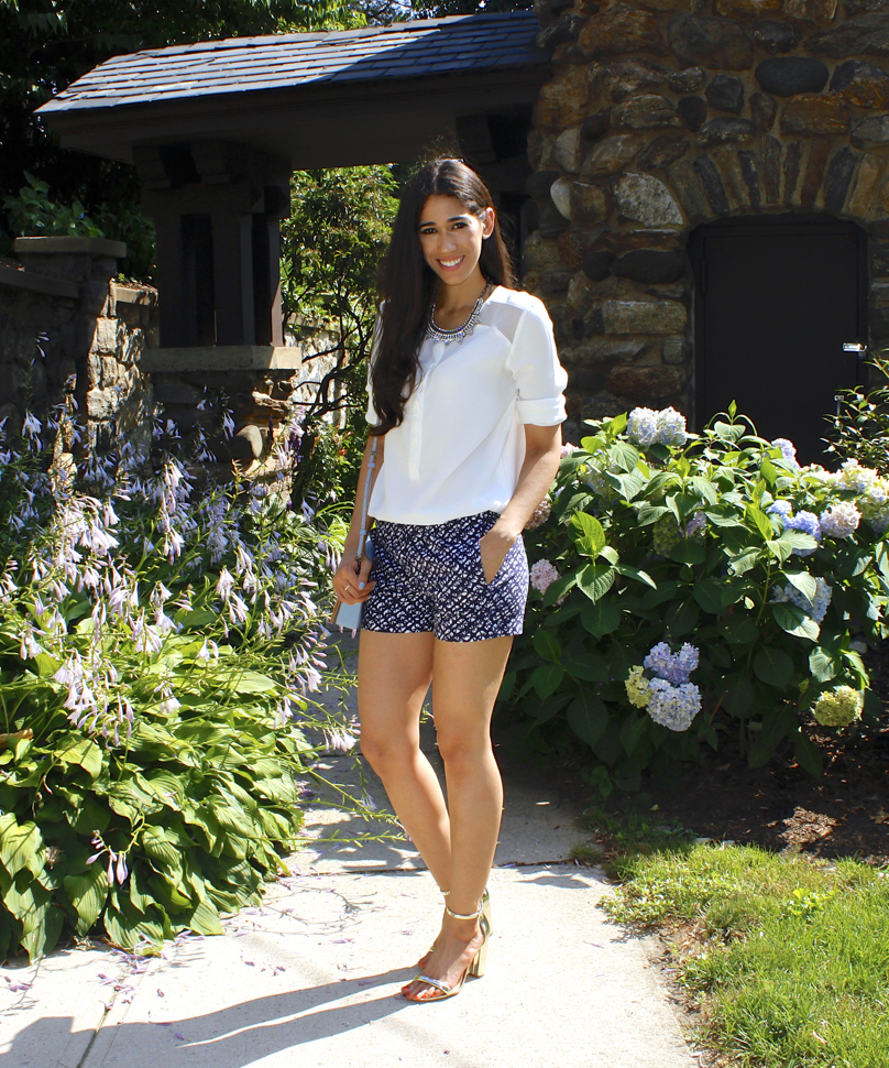 Printed shorts outlet outfit