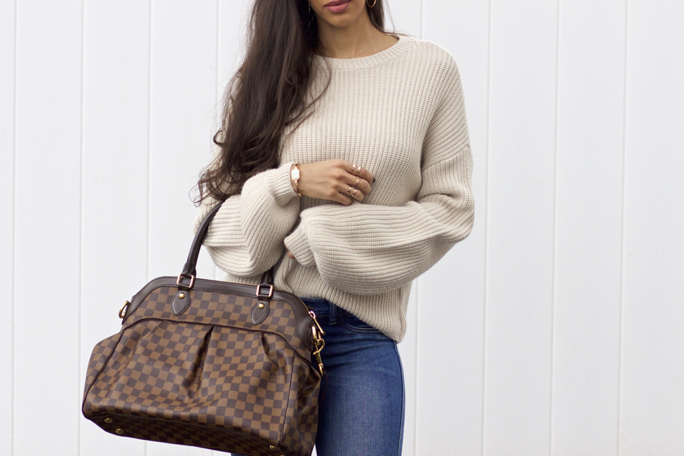 How to Create a Simple Cozy Winter Outfit - The Style Contour