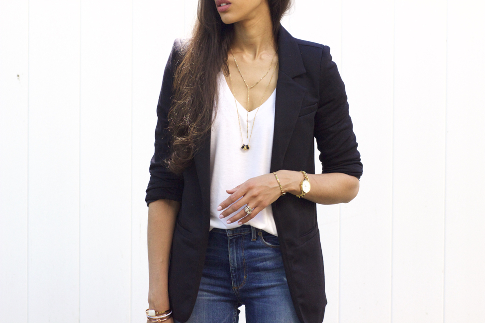 Effortlessly Chic Outfit Ideas On How to Wear a Black Blazer - MY