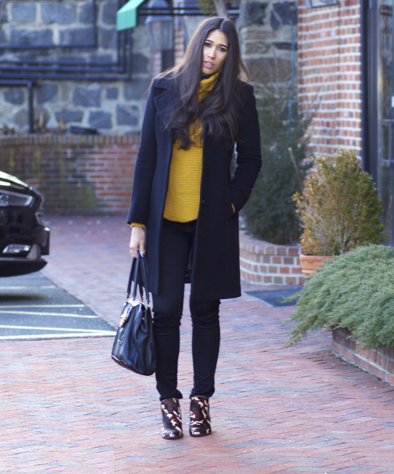 black and mustard outfit