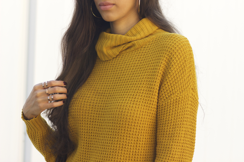 Mustard jumper outlet with white shirt