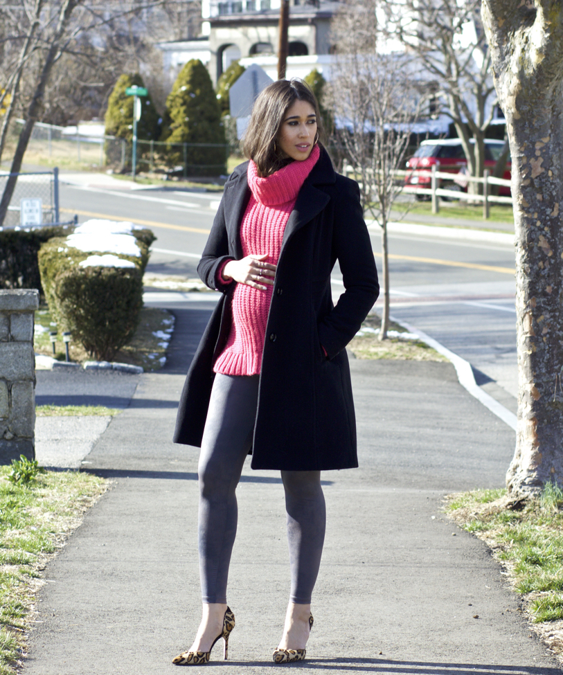 What To Wear With Grey Leggings