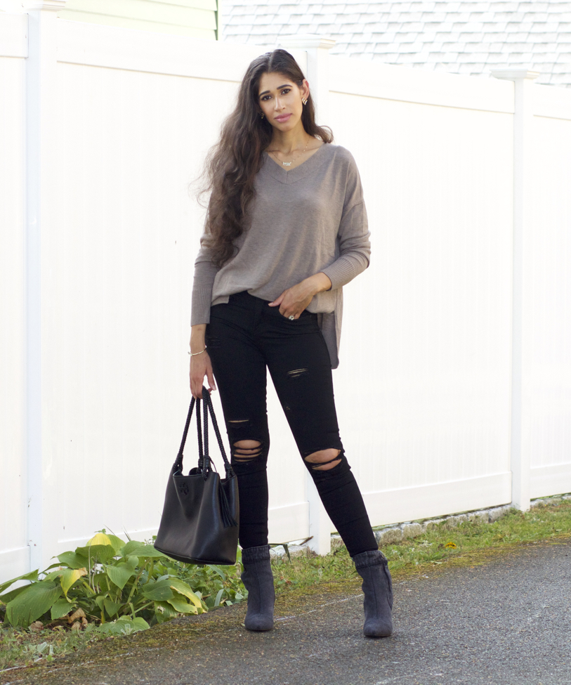 Jeans and boots hot sale outfit ideas