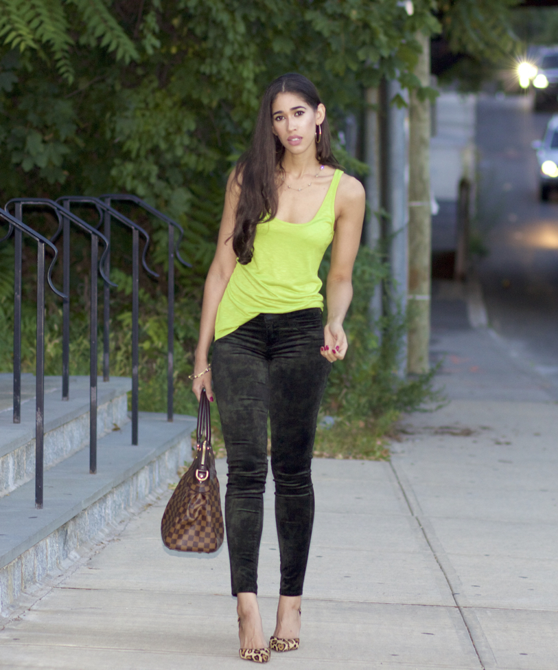 How to Wear Velvet Pants for Comfort and Style - YOUR TRUE SELF BLOG