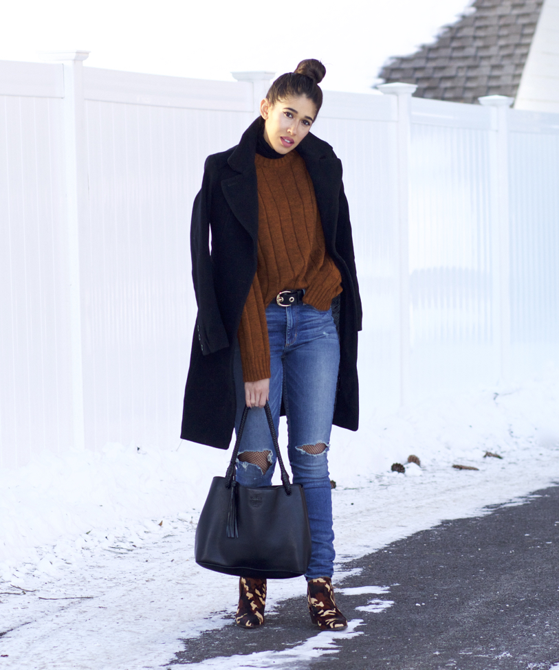 10 Beautiful Ways To Style A Black Jeans - The Glossychic